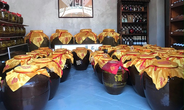 4.10桑葚酿酒技术-小缸发酵