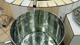 掌握去杂增香核心技术，才能用蒸酒设备酿出好的固态酒